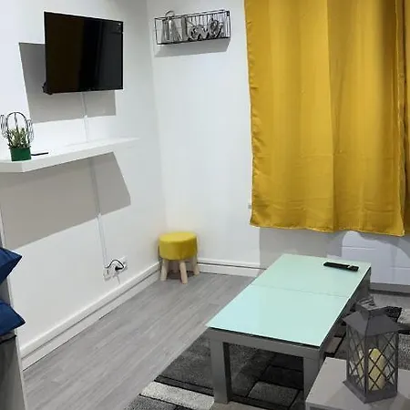 Appartement Moderne Refait A Neuf Proximite Centre Ville Et Plage Coudekerque-Branche Exterior photo