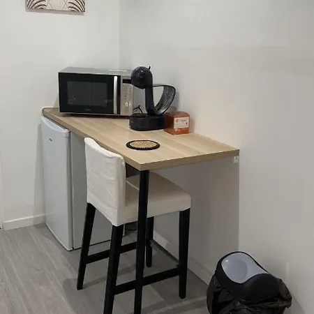 Appartement Moderne Refait A Neuf Proximite Centre Ville Et Plage Coudekerque-Branche Exterior photo