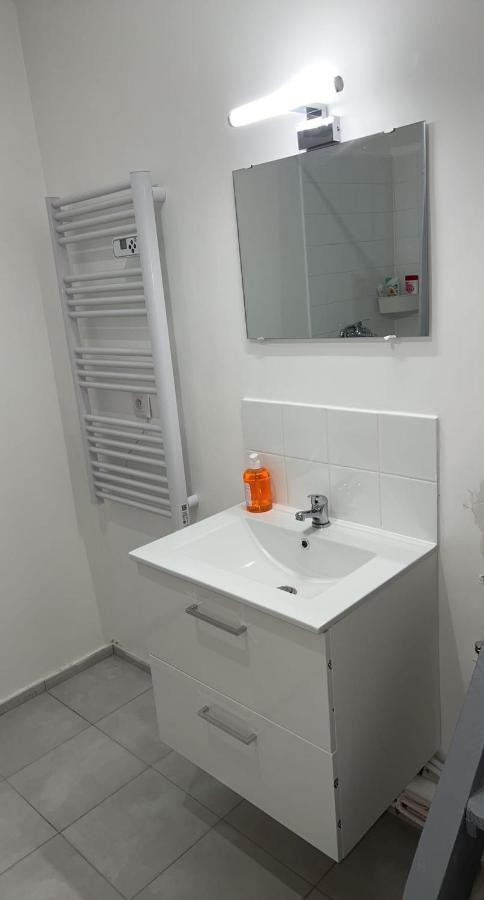 Moderne Refait A Neuf Proximite Centre Et Apartment